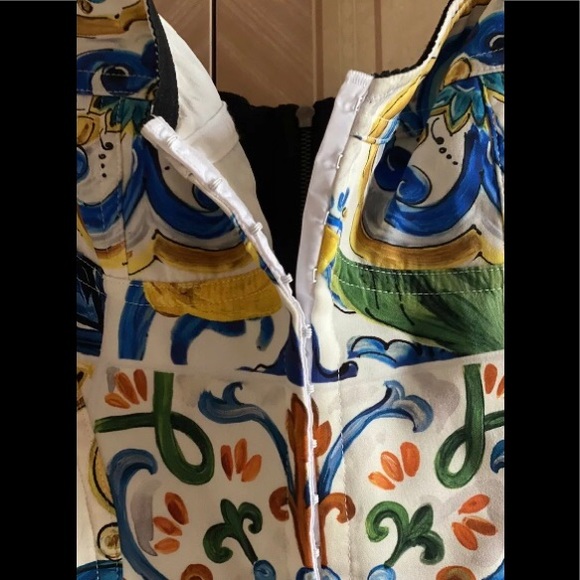 DOLCE & GABBANA Maiolica Printed Charmeuse Dress - Picture 9 of 10